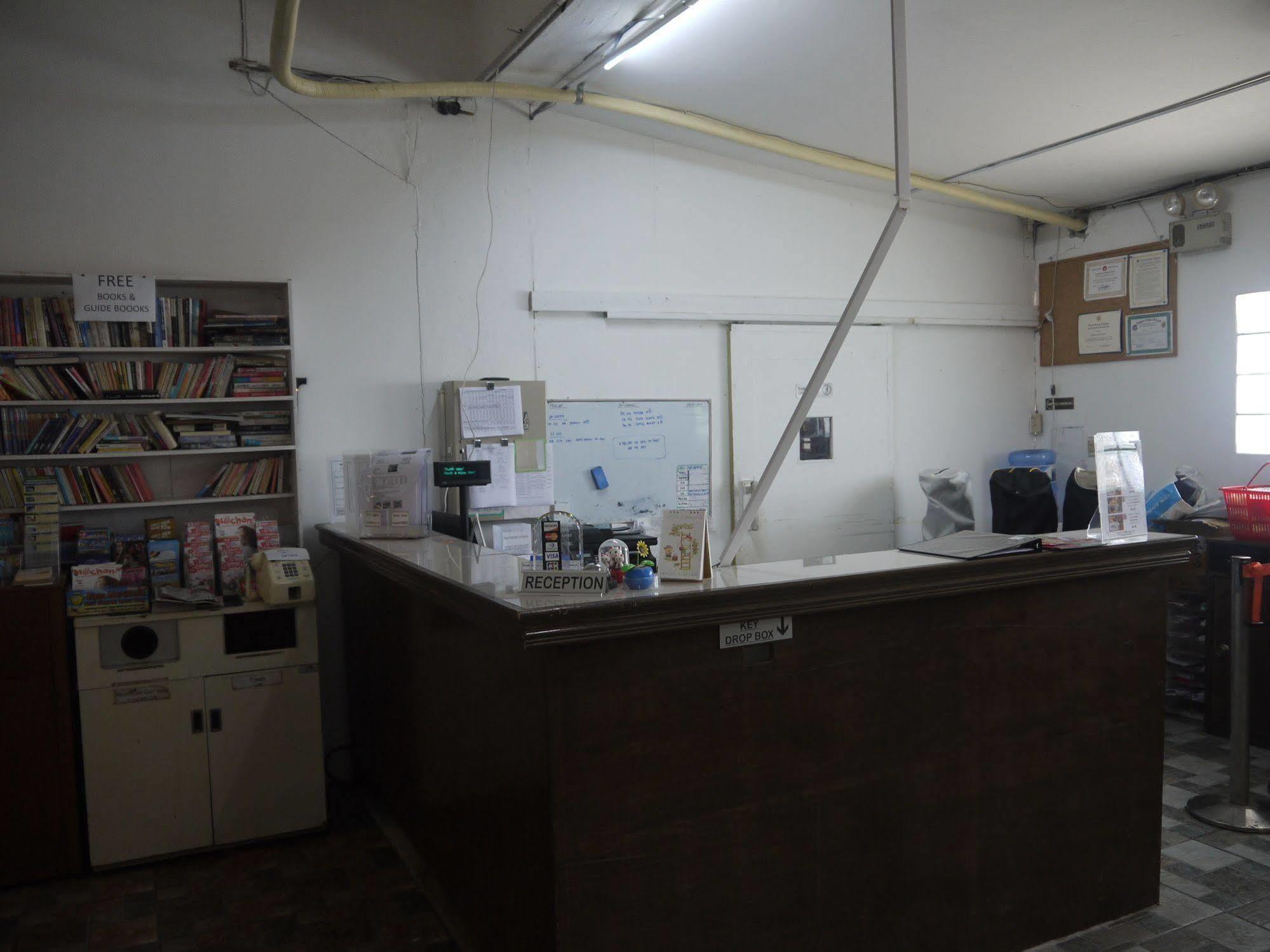 金宝殿酒店 加拉班 外观 照片